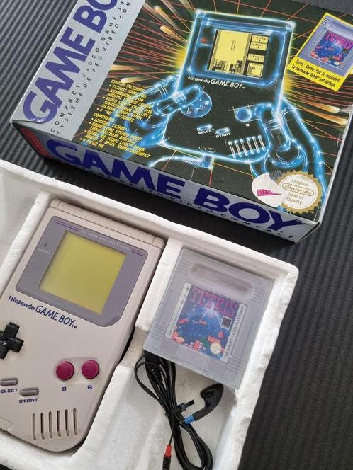 Gameboy Classic in box (grotendeels compleet), Spelcomputers en Games, Spelcomputers | Nintendo Game Boy, Zo goed als nieuw