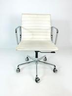 ICF - Charles Eames, Ray Eames - Stoel - EA117 - Staal