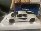 Autoart 1:18 - Modelauto - McLaren 570S, Nieuw