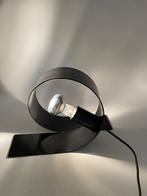 Massive - Lamp - Looping Lamp – Massive – Belgisch