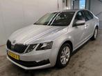 Zakelijke Lease |  Škoda Octavia 1.5 TSI Greentech Ambition, Automaat, Stof, Gebruikt, Overige kleuren
