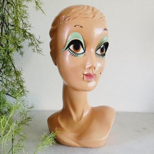 Twiggy, Etalage Hoedenhoofd, 1960 - Huard - Mannequin -, Antiek en Kunst, Antiek | Wandborden en Tegels