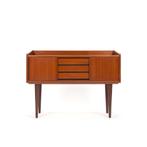 Klein vintage Mid-Century kastje of dressoirtje in teakhout, Gebruikt, Met lade(s), Teakhout, Mid-Century vintage