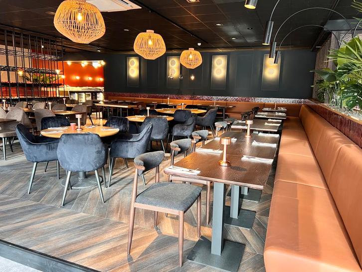 Horeca meubilair stoelen, tafels, wandbank op maat, Zakelijke goederen, Horeca | Meubilair en Inrichting, Nieuw in verpakking