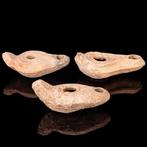 Oud-Romeins Groep van drie terracotta olielampen (Zonder