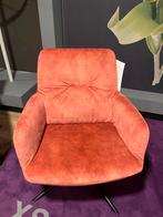 Draaifauteuil Kebe Ruby stof velvet roze 30% Extra korting, Huis en Inrichting, Fauteuils, Ophalen, Nieuw, 75 tot 100 cm, 75 tot 100 cm