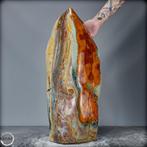 Kraft & Farbe – Polychrome Jaspis vrij vorm uit Madagaskar