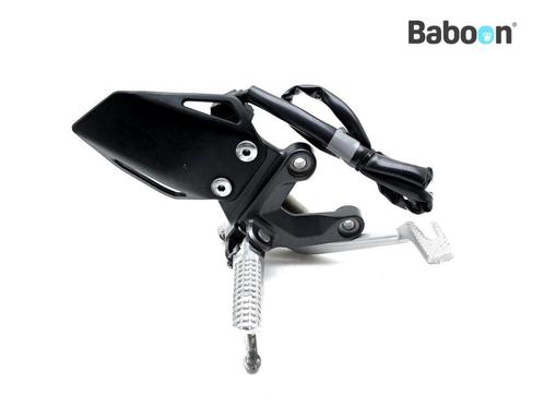Schetsplaat Rechts Voor Yamaha MT 09 2024 (MT-09), Motoren, Onderdelen | Yamaha, Gebruikt, Verzenden