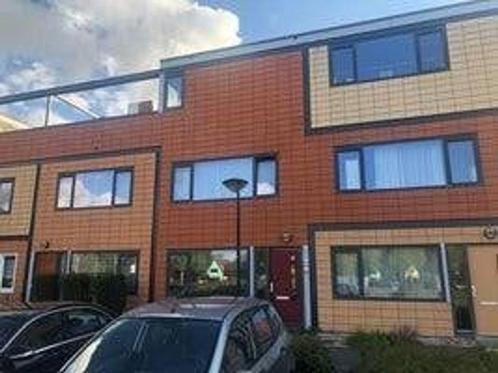 Appartement te huur in Almere - 15 m² - 1 kamer(s), Huizen en Kamers, Huizen te huur, Flevoland, Appartement