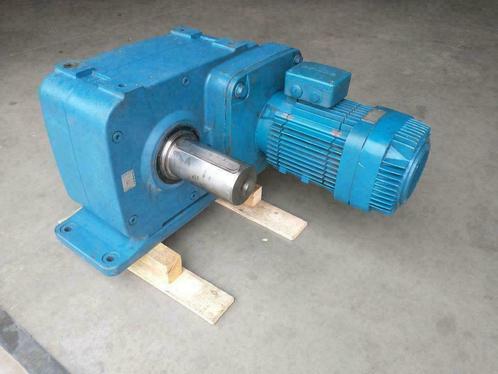Demag tandwielkasten /reductoren / motoren / hijswerktuigen, Doe-het-zelf en Verbouw, Gereedschap | Overige machines, Nieuw, Verzenden