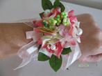 Polscorsage rood-creme gevulde met lint klaar, Ophalen of Verzenden, Nieuw