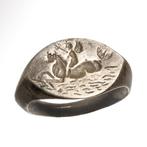 Oud-Romeins Zilver Ring met Eros rijdende hippocampus