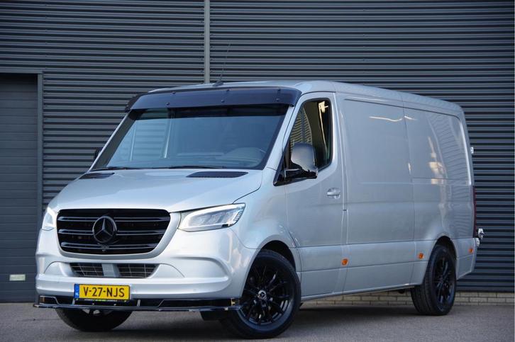 Zakelijke Lease |  Mercedes-Benz Sprinter 319 3.0 CDI V6 L2H, Auto's, Bestelauto's, Dealer onderhouden, Lease, Grijs, Automaat