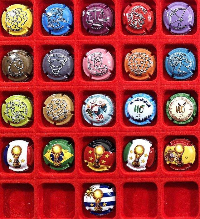 Collectie champagnecapsules - Set van 21 capsules DU MONT, Antiek en Kunst, Antiek | Speelgoed