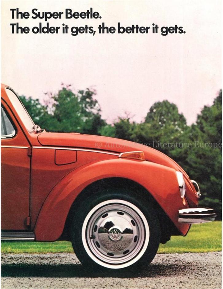 1972 VOLKSWAGEN SUPER BEETLE BROCHURE ENGELS (US), Boeken, Auto's | Folders en Tijdschriften, Volkswagen
