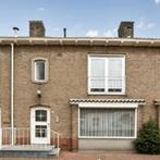 Ruime eengezinswoning met tuin, balkon en parkeerm..., Huizen en Kamers, Huizen te koop, Roosendaal