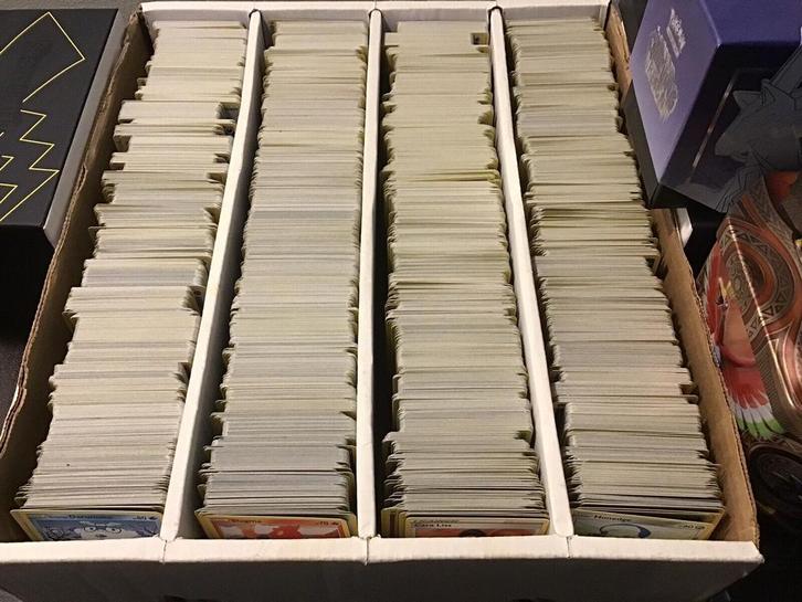 Van 20 tot 700 Stuks: Jouw Perfecte Pokémon Bundel !, Hobby en Vrije tijd, Verzamelkaartspellen | Pokémon, Nieuw