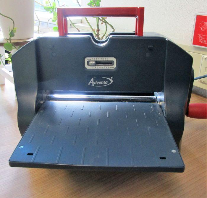 Adventa Cut Machine A4, Multi machine, Zakelijke goederen, Kantoor en Winkelinrichting | Winkel en Inventaris