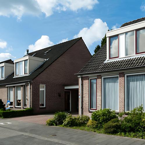 Eengezinswoning met 3 Slaapkamers op Schepelhei 7 gevonden i, Huizen en Kamers, Huizen te huur, Direct bij eigenaar, (Studenten)kamer