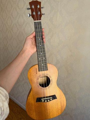 Mahogany Ukulele - - Ukulele - Verenigd Koninkrijk (Zonder beschikbaar voor biedingen