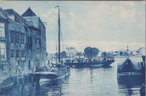DORDRECHT - River-vieuw at Dordrecht, Verzamelen, Ansichtkaarten | Nederland, Verzenden