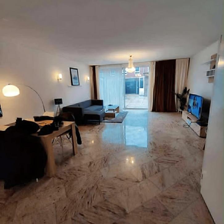 huis in Den-haag gevonden voor €2026,- pm, Huizen en Kamers, Huizen te koop