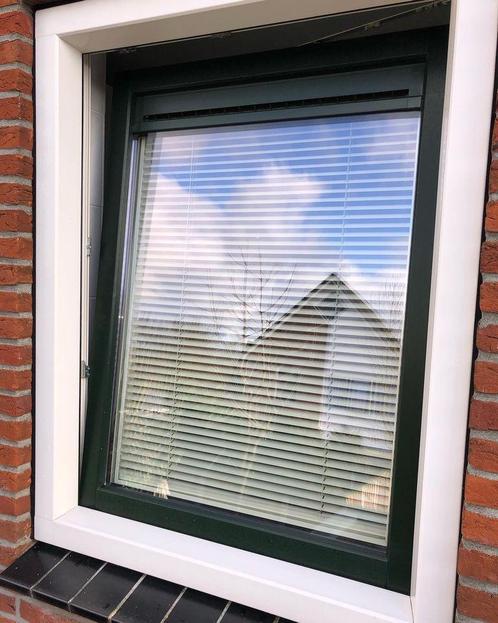 Draai kiep raam 600 x 600 stomp PVC, Doe-het-zelf en Verbouw, Kozijnen en Schuifpuien, Inclusief glas, Nieuw, Kunststof, Raamkozijn