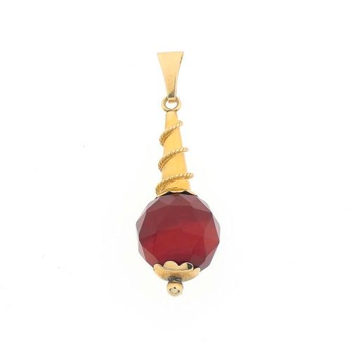 Gouden kogel hanger met carneool | Vintage (vintage hanger), Sieraden, Tassen en Uiterlijk, Bedels, Gebruikt, Overige merken, Goud