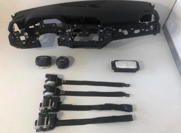 Audi Q3 Dashboard set met airbags ,gordels – auto onderdele, Auto-onderdelen, Dashboard en Schakelaars, Gebruikt, Audi, Verzenden