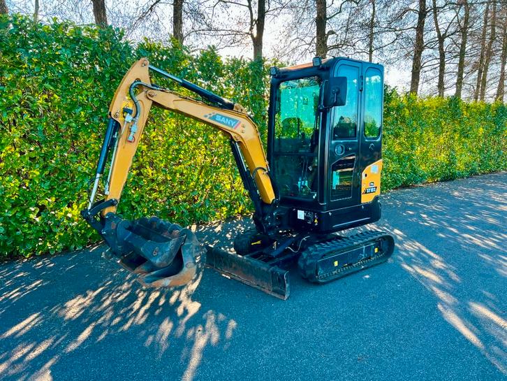 Sany SY 18 C, Zakelijke goederen, Machines en Bouw | Kranen en Graafmachines, Graafmachine, Ophalen