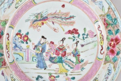 Bord - A VERY FINE CHINESE FAMILLE ROSE PLATE DECORATED WITH, Antiek en Kunst, Antiek | Overige Antiek