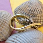 Gouden broche met diamant 0,26 ct. (vintage, geelgoud, 585), Sieraden, Tassen en Uiterlijk, Broches, Gebruikt, Overige kleuren