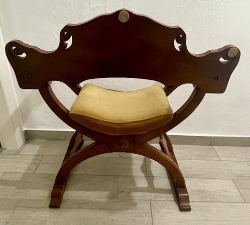 Fauteuil - Italiaanse Savonarola – Houtbewerking en fluwelen, Antiek en Kunst, Curiosa en Brocante