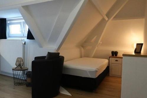 Kamer Frederika van Pruisenweg in Eindhoven, Huizen en Kamers, Kamers te huur, 20 tot 35 m², Eindhoven