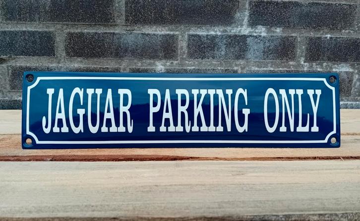 Jaguar parking only, Verzamelen, Merken en Reclamevoorwerpen, Verzenden