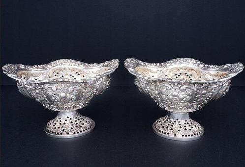 Schotel (2) - Pair of Victorian Silver Bon-Bon Dishes –, Antiek en Kunst, Antiek | Goud en Zilver