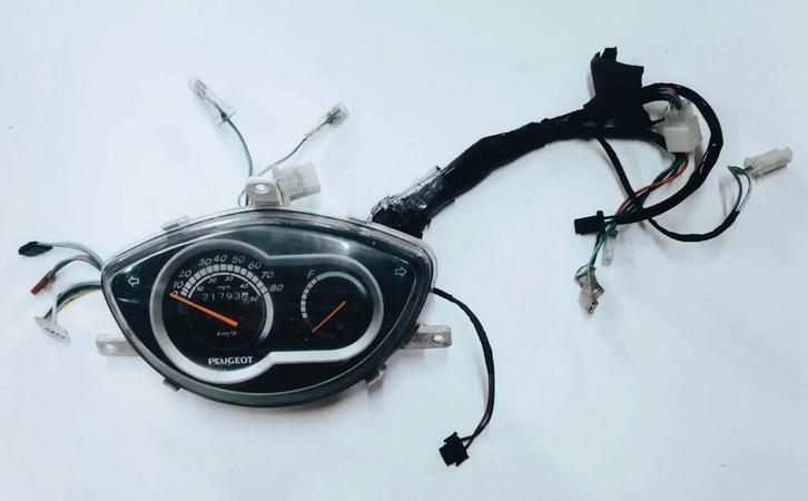Teller cockpit kmteller kilometer, Fietsen en Brommers, Brommeronderdelen | Scooters, Gebruikt, Peugeot, Overige typen, Verzenden