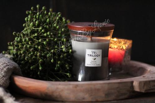 WoodWick Warm woods trilogy medium, Huis en Inrichting, Woonaccessoires | Kandelaars en Kaarsen, Nieuw, Ophalen of Verzenden