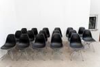 17 x Charles en Ray Eames Vitra Chairs, Vijf, Zes of meer stoelen, Gebruikt, Kunststof, Zwart