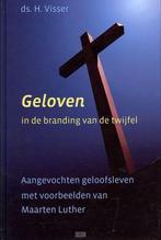 Geloven in de branding van de twijfel 9789033124426 Visser, Verzenden, Zo goed als nieuw, Visser