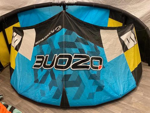 Ozone Catalyst 9m, Watersport en Boten, Kitesurfen, Gebruikt, Ophalen of Verzenden