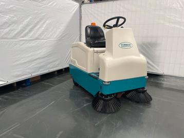 Tennant 6100 veegmachine (Gereviseerd, wit) beschikbaar voor biedingen