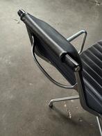 Vitra Eames EA 124 + EA 125 | Leer (NIEUWSTAAT), 75 tot 100 cm, Ophalen of Verzenden, Zo goed als nieuw, Fauteuil lounge chair stoel design 