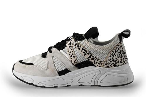 Wysh Sneakers in maat 37 Wit | 10% extra korting, Kleding | Dames, Schoenen, Wit, Zo goed als nieuw, Sneakers of Gympen, Verzenden