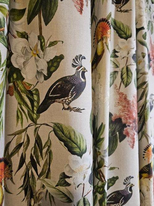 Stof in Boheemse stijl met hop en grijze kraanvogels -, Antiek en Kunst, Antiek | Kleden en Textiel