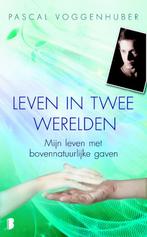 Leven in twee werelden 9789022555330 Pascal Voggenhuber, Verzenden, Zo goed als nieuw, Pascal Voggenhuber