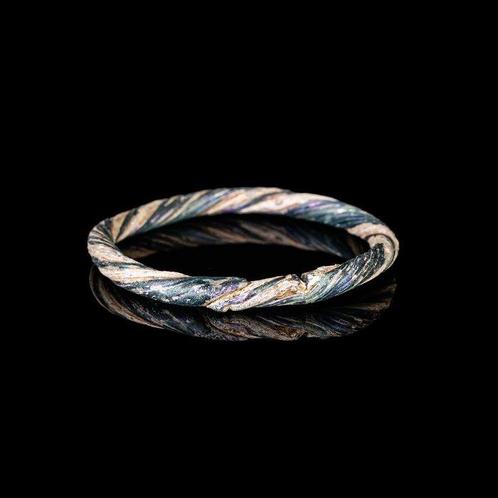 Oud-Romeins Gedraaide glazen armband / bracelet (Zonder, Antiek en Kunst, Antiek | Overige Antiek