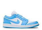 Nike Air Jordan 1 Low UNC (Womens) (Sneakers, Schoenen), Nieuw, Sneakers of Gympen, Nike Air Jordan, Verzenden
