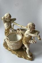 Royal Dux Porzellan-Manufaktur - Beeldje - les vendangeurs -