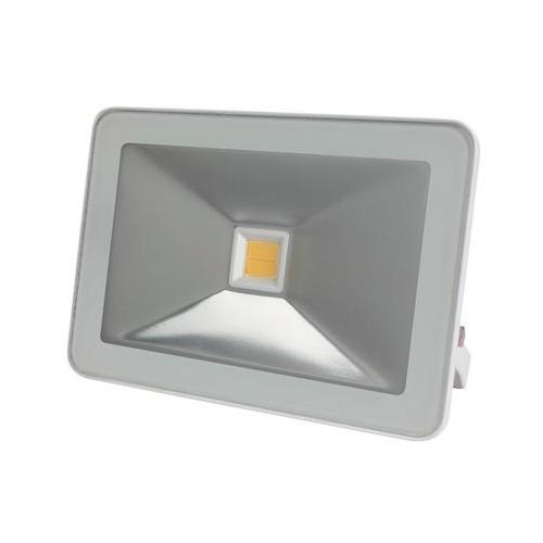 Waterdichte LED-schijnwerper – 30W – Warmwit – Wit, Doe-het-zelf en Verbouw, Overige Doe-het-zelf en Verbouw, Nieuw, Ophalen of Verzenden